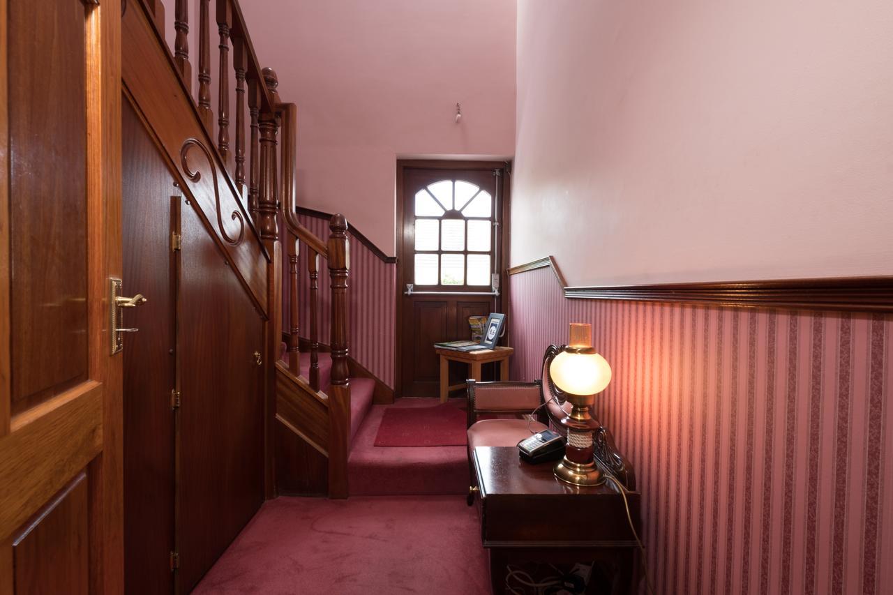 Bed and Breakfast Ashwood House Corrandulla Экстерьер фото